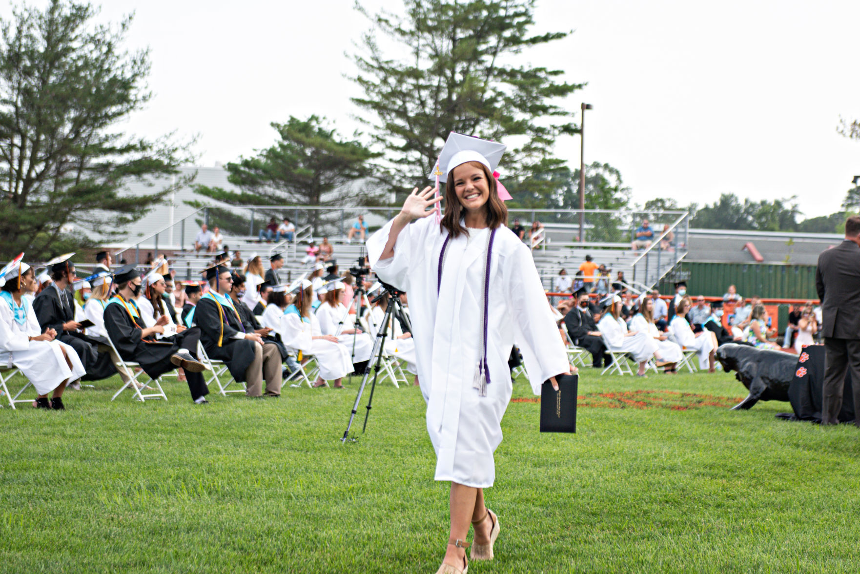 070820_nws_middlegrad